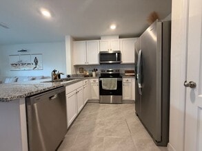 670 Moscato Dr in Holly Hill, FL - Building Photo - Building Photo