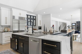 15 Joshua Rd in Saratoga Springs, NY - Building Photo - Building Photo