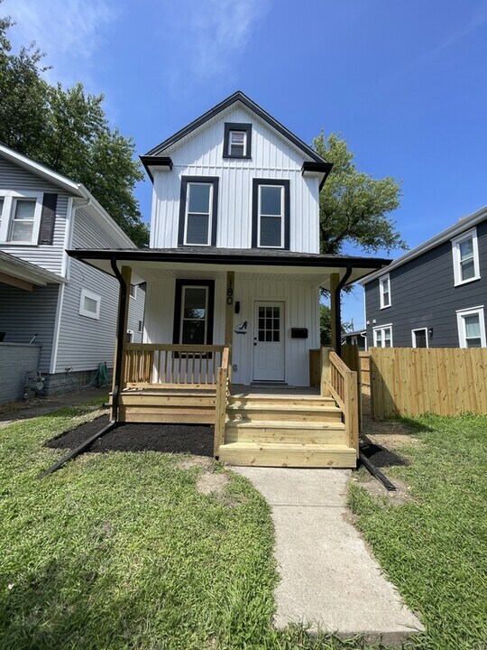 180 E Morrill Ave in Columbus, OH - Building Photo