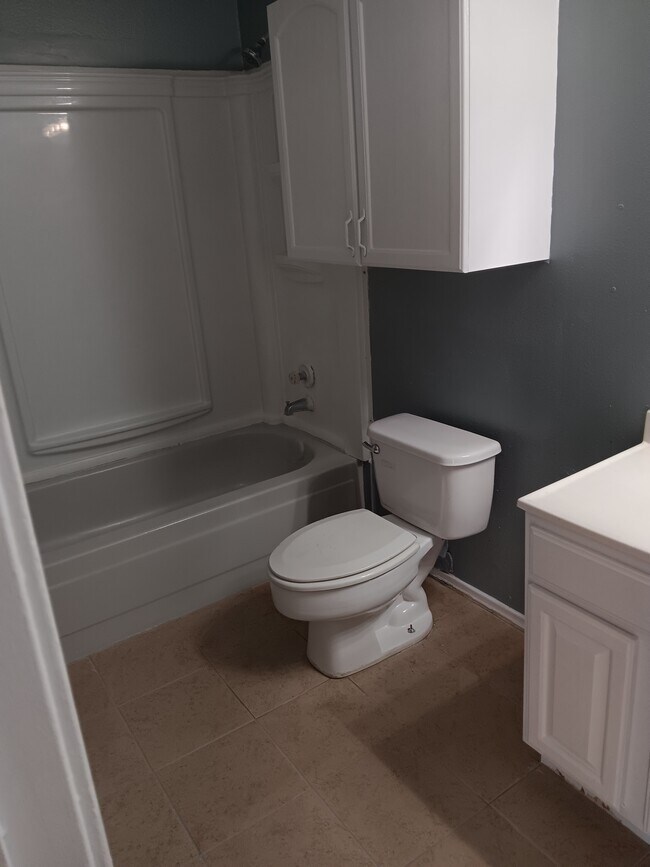 7122 Premont Dr in Corpus Christi, TX - Foto de edificio - Building Photo