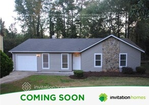 705 Old Manor Rd NW in Lilburn, GA - Building Photo