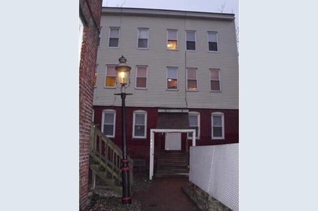 309-311 Sumner St in East Boston, MA - Building Photo - Building Photo