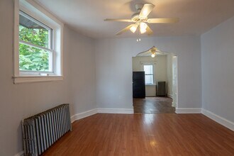 635 Dudley St in Philadelphia, PA - Building Photo - Building Photo