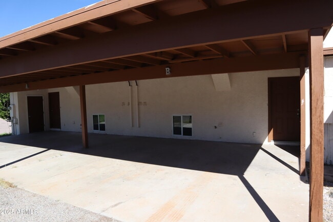 4241 Plaza Oro Loma