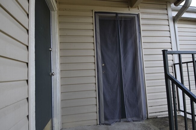 6747 Quail Hollow Ct in Memphis, TN - Building Photo - Building Photo