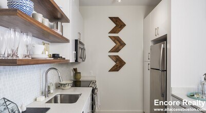 240 Sidney St in Cambridge, MA - Building Photo - Building Photo