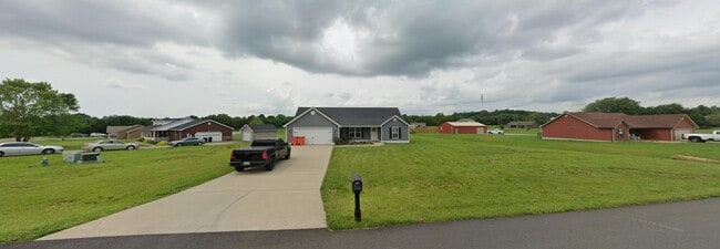 196 Clearfield Dr in Elizabethtown, KY - Building Photo - Building Photo
