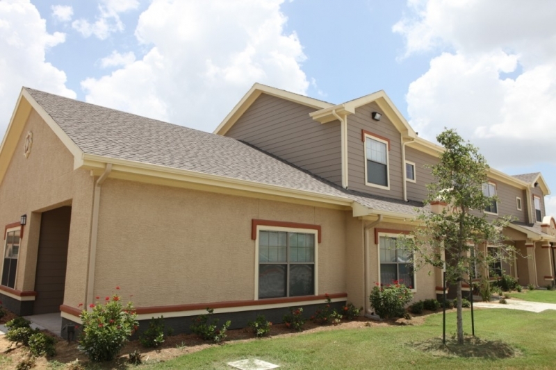 Parkview Terrace Apartments in Pharr, TX - Building Photo