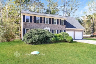 5021 Conestoga Ct in Stone Mountain, GA - Foto de edificio - Building Photo