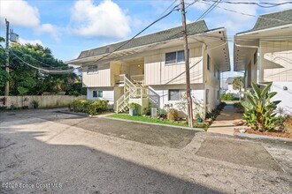 419 Ocean Ave in Melbourne Beach, FL - Foto de edificio - Building Photo