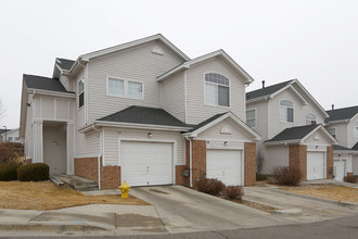 Sheridan Ridge Townhomes in Arvada, CO - Building Photo - Building Photo