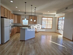 9630 Independence Cir in Chanhassen, MN - Building Photo - Building Photo