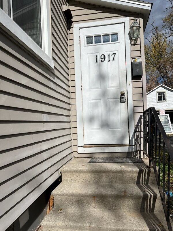 1917 Hillside Ave in Schenectady, NY - Foto de edificio - Building Photo