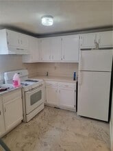 69 Fales St in Central Falls, RI - Building Photo - Building Photo