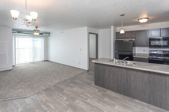 Willows Edge in Sioux Falls, SD - Foto de edificio - Interior Photo