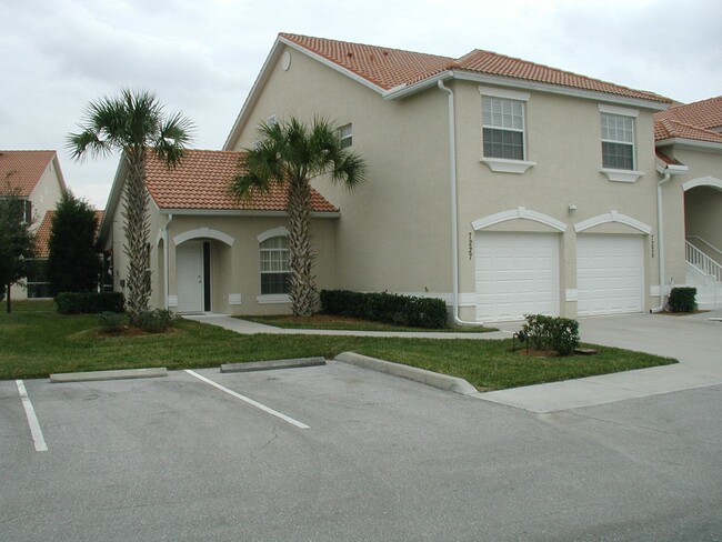 property at 7224 Cedar Hollow Cir