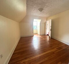 512 Townsend Ave in New Haven, CT - Building Photo - Building Photo
