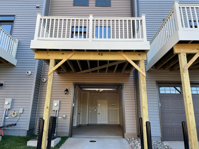 property at 2654 Jetstream Rd