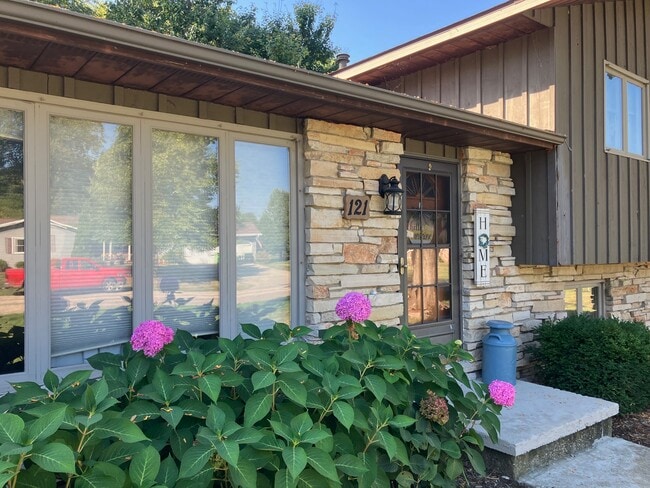 property at 121 Dana Dr