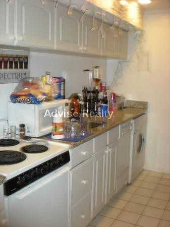 5 Wiget St-Unit -# 2 in Boston, MA - Building Photo
