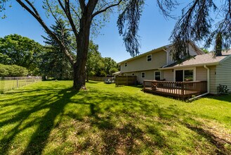 5310 Trafalger Pl in Madison, WI - Foto de edificio - Building Photo