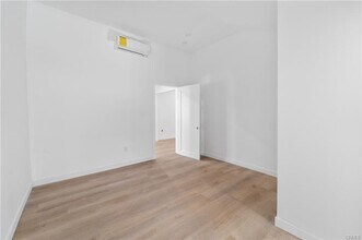 8510 Wilbur Ave in Los Angeles, CA - Building Photo - Building Photo