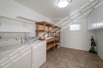 626 N 62nd St in Mesa, AZ - Foto de edificio - Building Photo