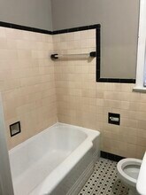 3024 Nelson Pl SE, Unit Franklin Manor in Washington, DC - Foto de edificio - Building Photo