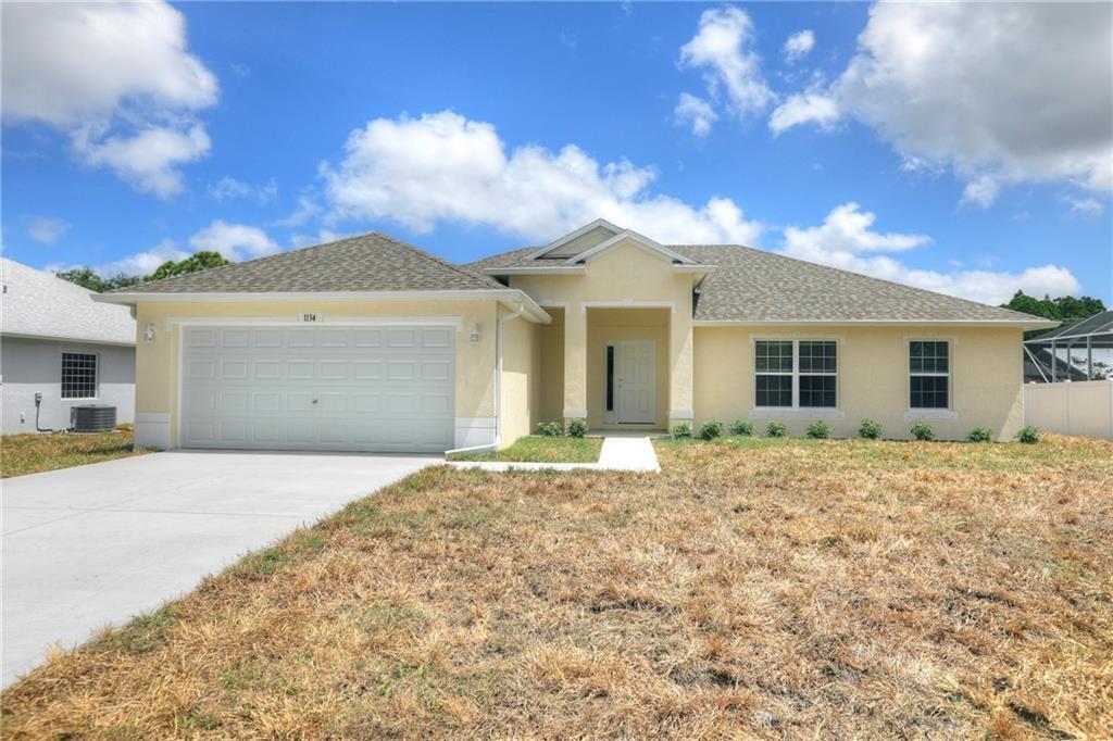 1134 Laconia St in Sebastian, FL - Building Photo