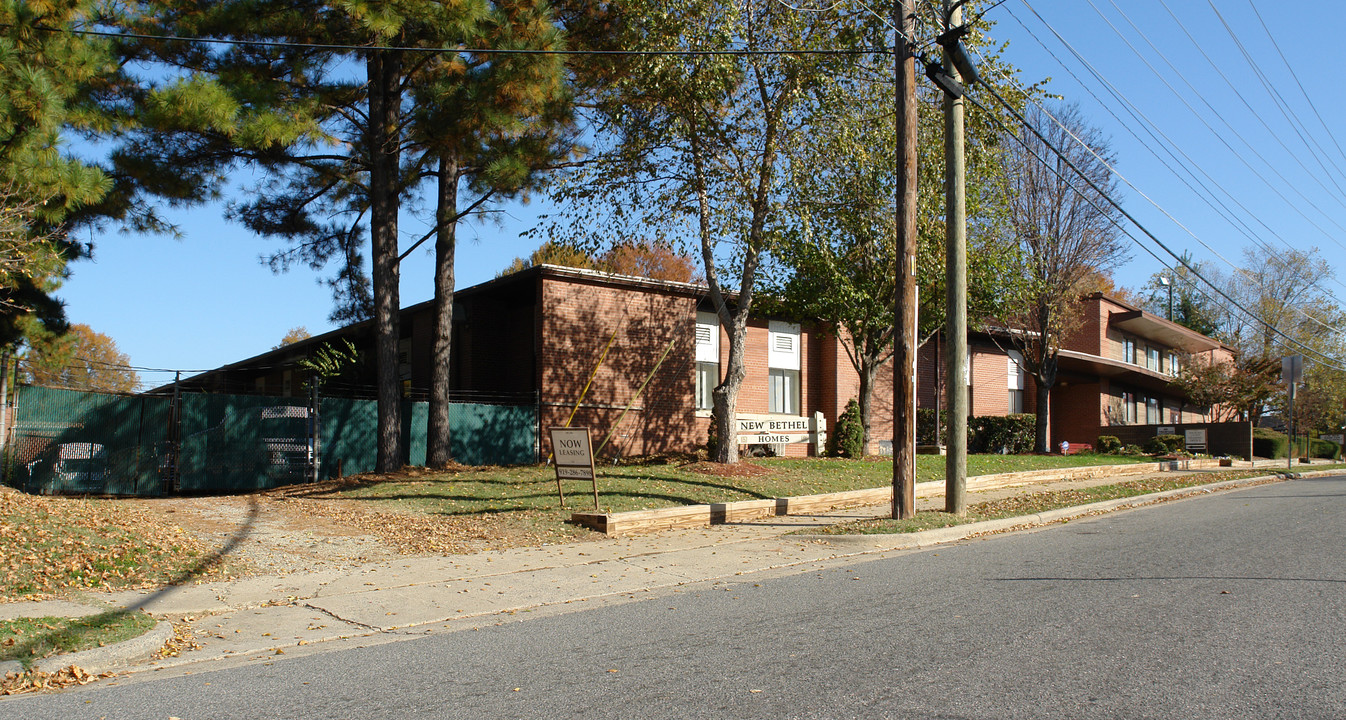 L.W. Reid Home for the Elderly in Durham, NC - Building Photo