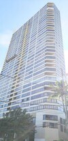2499 Kapiolani Blvd in Honolulu, HI - Building Photo