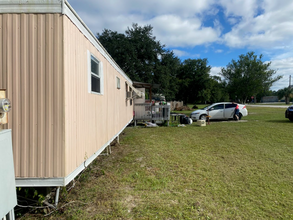 5385 S Knobhill Terrace in Homosassa, FL - Foto de edificio - Building Photo