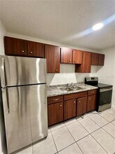 4523 Prince Hall Blvd in Orlando, FL - Foto de edificio - Building Photo