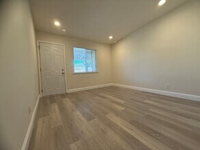 1062 Lick Ave in San Jose, CA - Building Photo - Building Photo