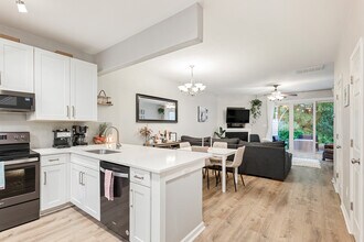 157 Ross Moore Ave in Charlotte, NC - Building Photo - Building Photo
