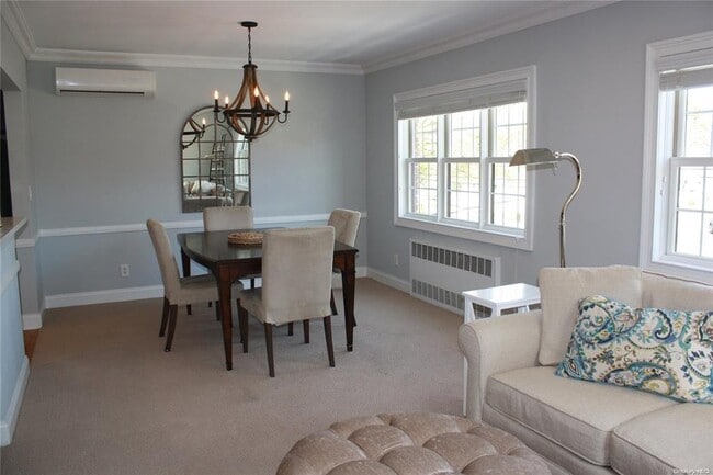 28 Jefferson Ave in Rockville Centre, NY - Building Photo - Building Photo