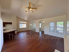 1441 Bay St in Lemoore, CA - Building Photo - Building Photo