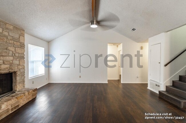 4708 Carsonhill Dr in Austin, TX - Building Photo - Building Photo