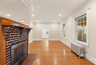 62 Harding Rd in Lexington, MA - Building Photo - Building Photo