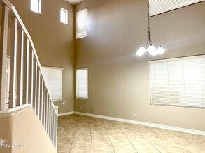 2181 E Iris Dr in Chandler, AZ - Building Photo - Building Photo