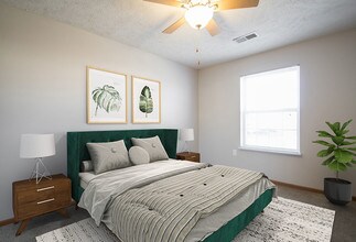 Fairfax Apartments West in Omaha, NE - Foto de edificio - Building Photo