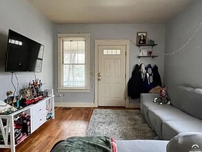 1543 Kentucky St in Lawrence, KS - Building Photo - Building Photo