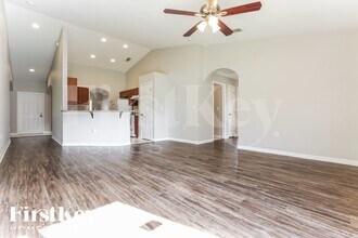 2637 Lacroix Ave, Unit Unit 1602 in North Port, FL - Foto de edificio - Building Photo