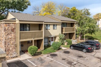 Citadel Village Apartments in Colorado Springs, CO - Building Photo - Building Photo