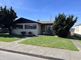 3550 Nevada St in Eureka, CA - Building Photo