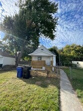 3516 W 49th St, Unit Rear house in Cleveland, OH - Foto de edificio - Building Photo