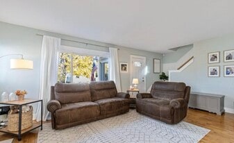 524 Riley St in Lansing, MI - Building Photo