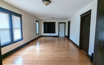 1784 Hoyt St in Muskegon, MI - Building Photo - Building Photo