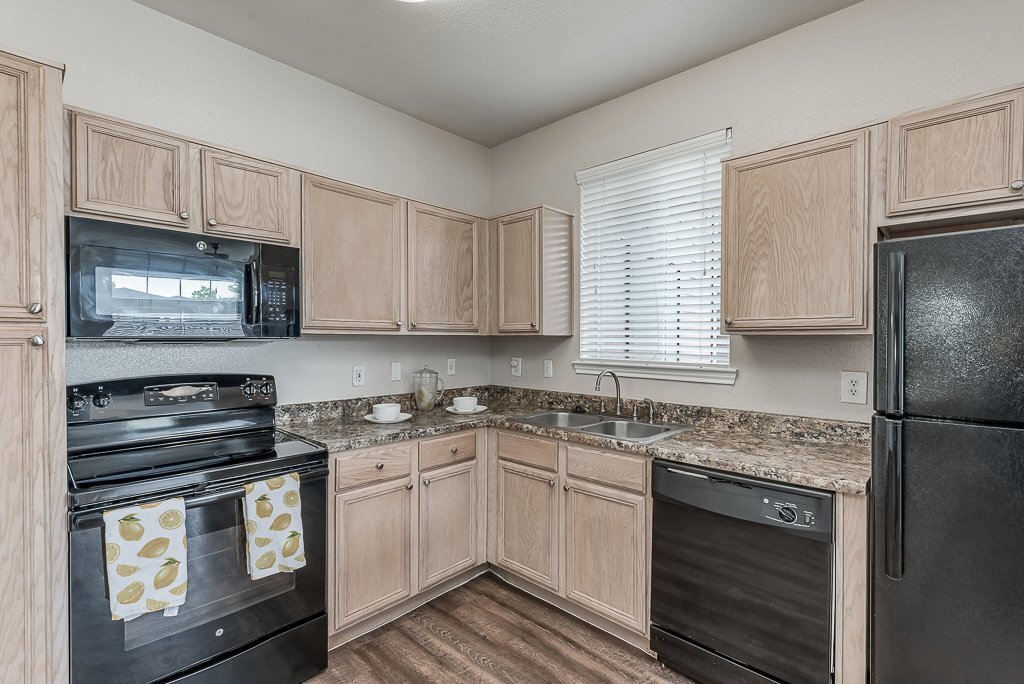 South Shore Lakes in League City, TX - Building Photo