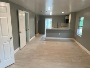 1617 E St in Fort Pierce, FL - Building Photo - Building Photo